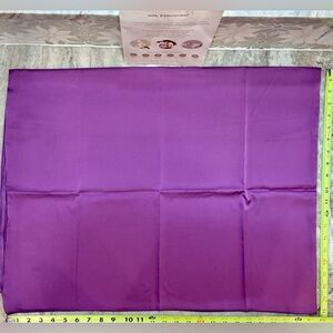 NWT! 💜 Mulberry Silk Pillowcases!